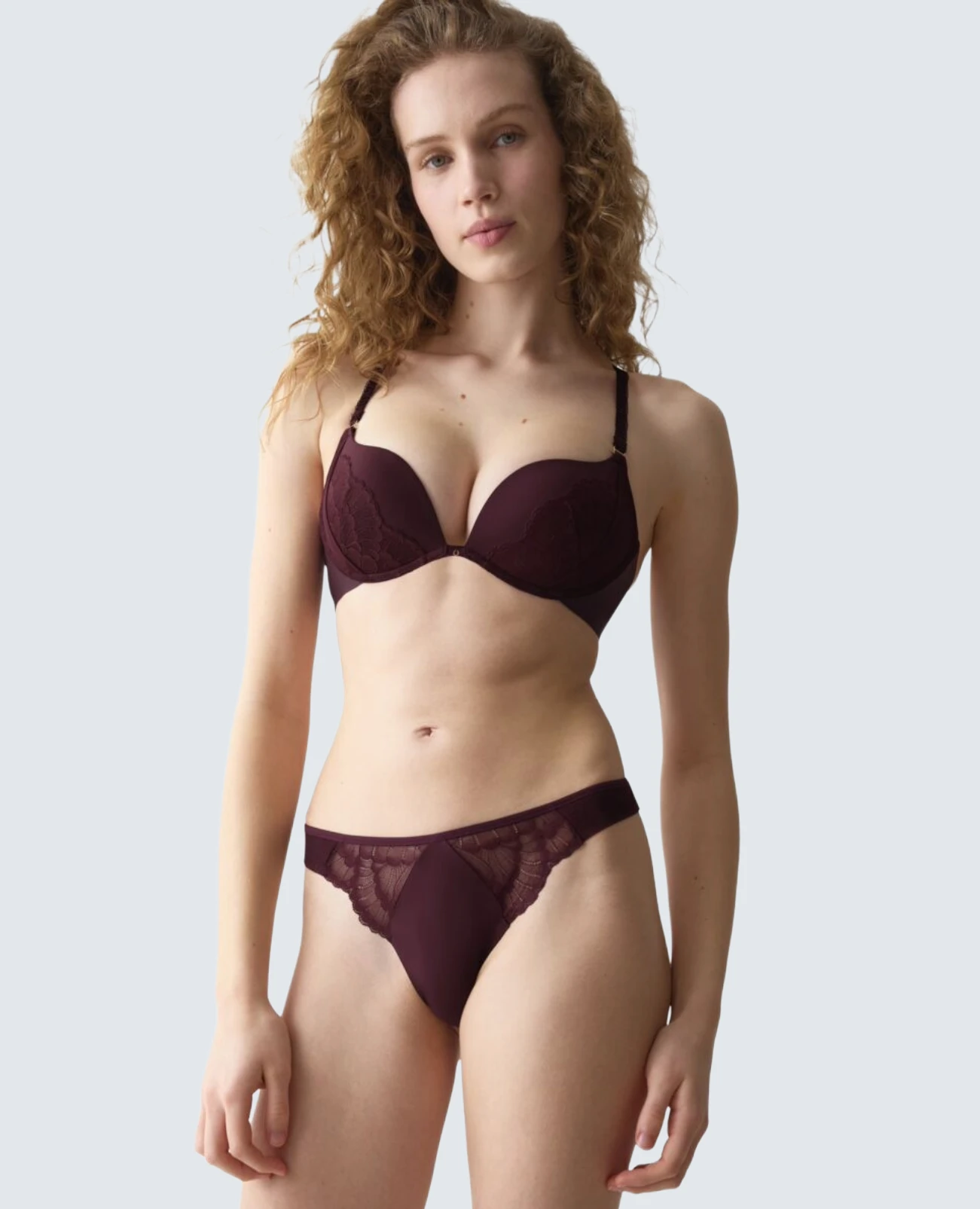 Triumph Love in Lace String